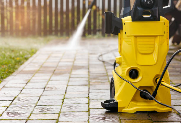 Best Driveway Pressure Washing  in North Tustin, CA